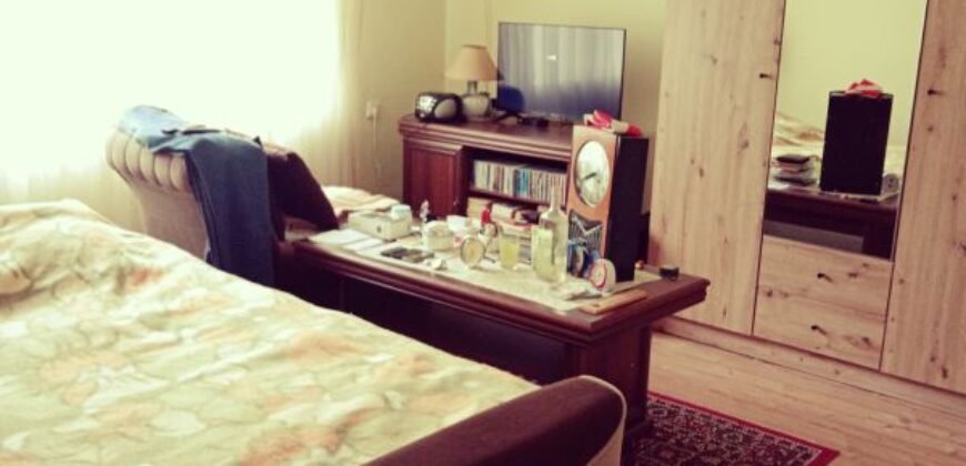 Dve kuće u naselju Šumice