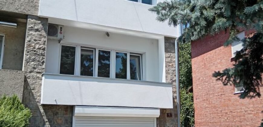 Spratna kuća u Centru