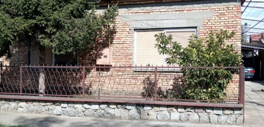 Kuća na Zelenom polju
