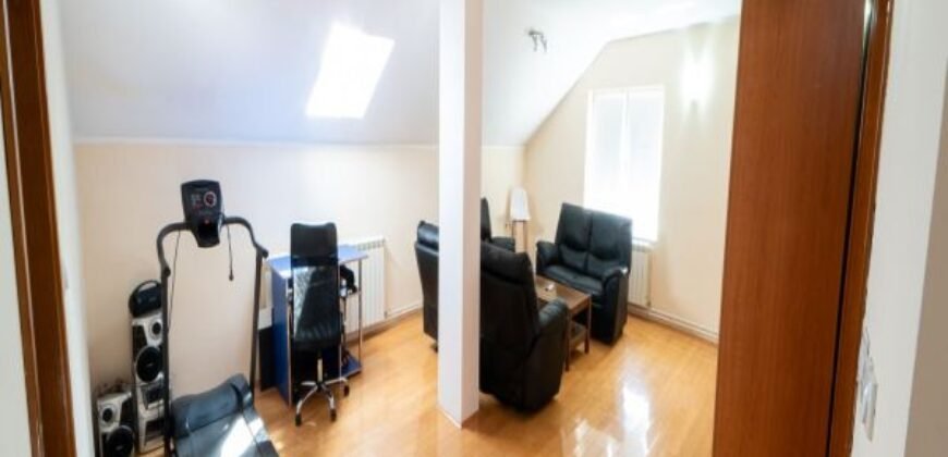 Spratna kuća na Lesnini