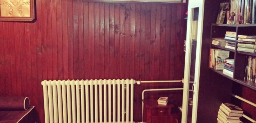 Spratna kuća u Dolji