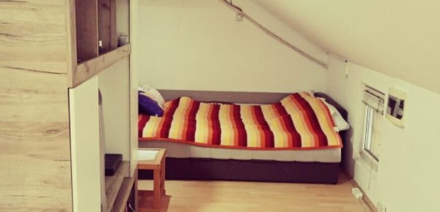 Spratna kuća u Dolji