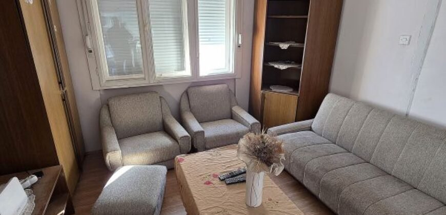 Kuća u centru Ečke