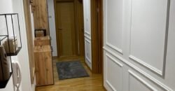 Trosoban stan u Maloj Americi