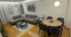 Trosoban stan u Maloj Americi