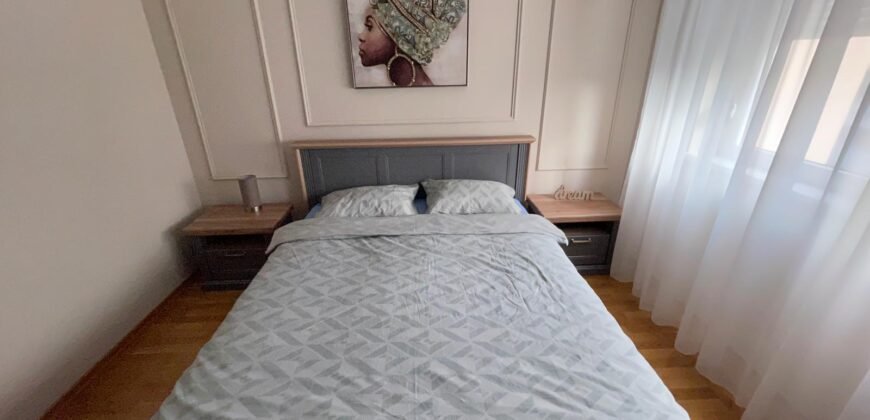 Trosoban stan u Maloj Americi