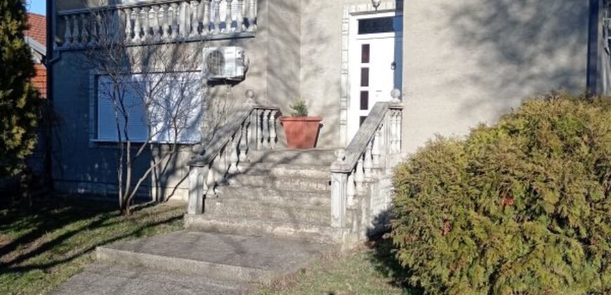 Spratna kuća na Duvanici