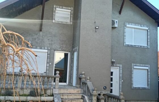 Spratna kuća na Duvanici