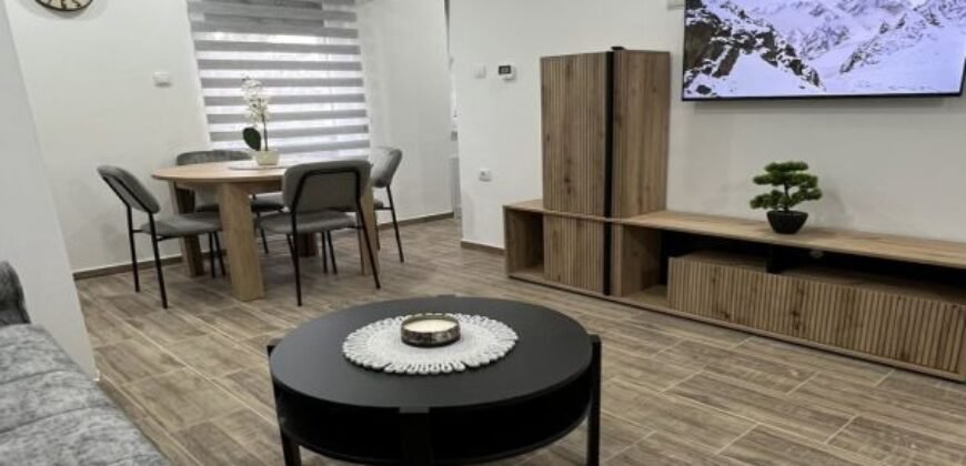 Dva dvosobna stana na Duvanici