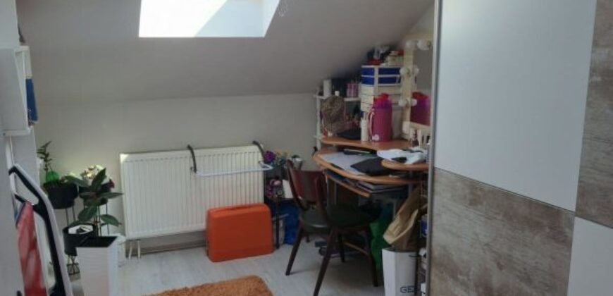 Četvorosoban stan u naselju Brigadira Ristića