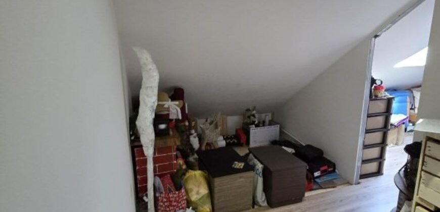 Četvorosoban stan u naselju Brigadira Ristića