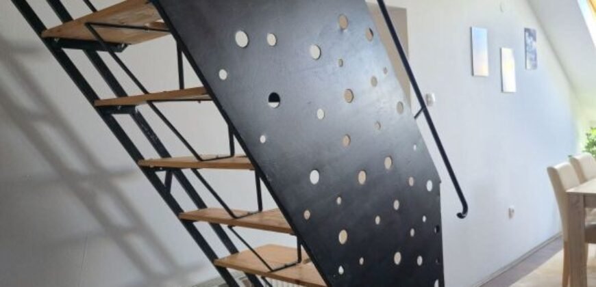 Četvorosoban stan u naselju Brigadira Ristića