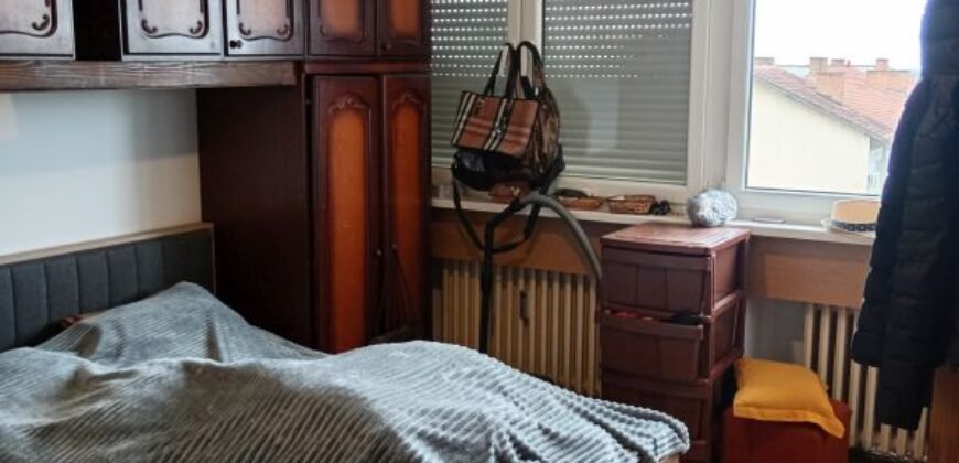 Trosoban stan na Bagljašu