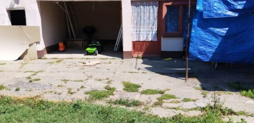 Kuća u Aracu