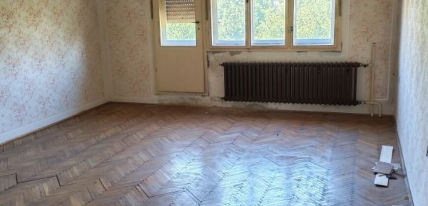 Spratna kuća na Zelenom polju