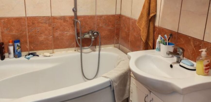 Trosoban stan u Brigadira Ristića
